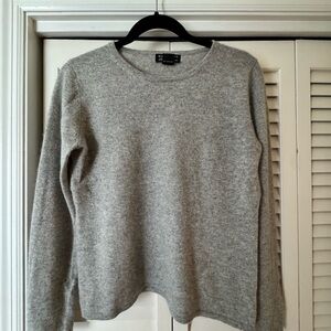 Ladies 100% cashmere grey sweater